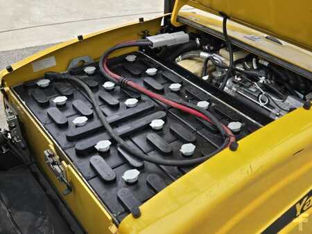Diesel Forklifts 2015  Yale ERP040VT (10)
