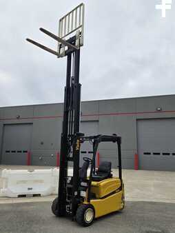 Diesel Forklifts 2015  Yale ERP040VT (8)