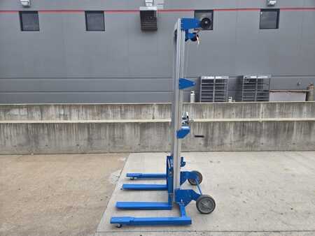 Diesel Forklifts 2023  Genie GL10 (1)