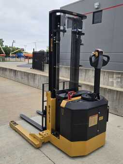 Pallet Stackers 2022  Big Joe PDS30-126 (2)
