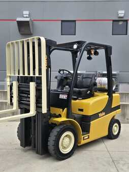 Propane Forklifts 2017  Yale GLP050VX (7)