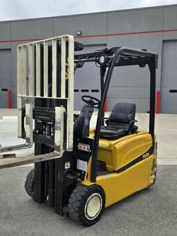 Diesel Forklifts 2015  Yale ERP040VT (7)