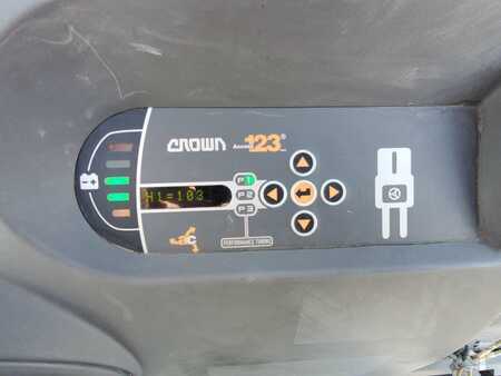 Vertical order pickers 2008  Crown SP3505-30 (11)