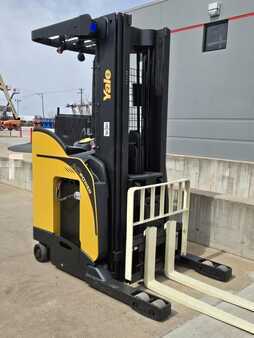 Reach Trucks 2020  Yale NR045EB (4)