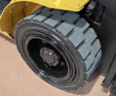 Propane Forklifts 2019  CAT Lift Trucks GP30N (9)