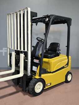 Diesel Forklifts 2019  Yale ERP030VF (7)