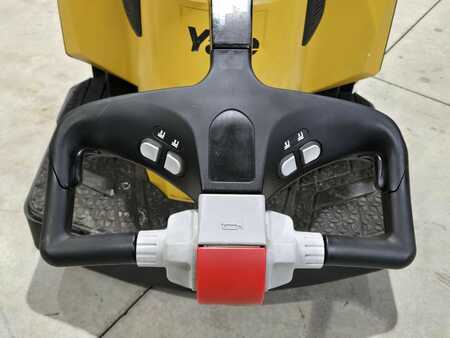 Diesel Forklifts 2019  Yale MPE060LG (9)