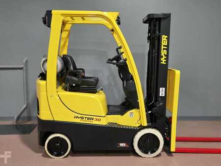 Propane Forklifts 2018  Hyster S30FT (6)