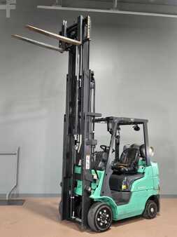 Propane Forklifts 2017  Mitsubishi FGC25N (8)