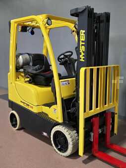 Propane Forklifts 2019  Hyster S30FT (3)