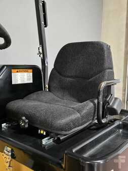 Reach Trucks 2015  Bendi B3/30AC (11)