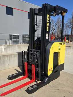 Reach Trucks 2017  Hyster N40ZR2 (3)