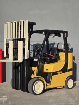 Propane Forklifts 2017  Yale GLC080VX (7)
