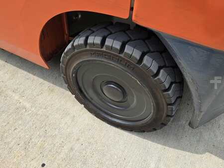 Propane Forklifts 2024  Toyota 508FGCU25 (11)