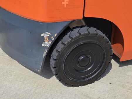 Propane Forklifts 2024  Toyota 508FGCU25 (12)