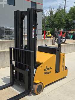 Apilador eléctrico 2022  Big Joe CB22-157 (3)