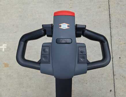 Apilador eléctrico 2022  Big Joe CB22-157 (12)