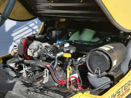 Propane Forklifts 2016  Hyster H100FT (9)