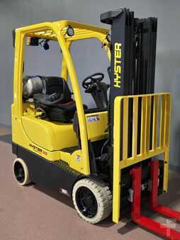 Propane Forklifts 2019  Hyster S30FT (3)