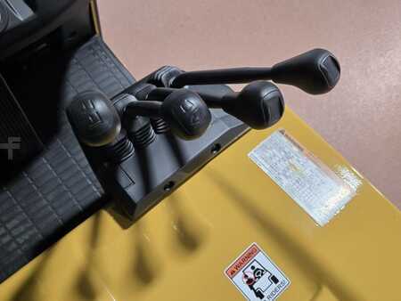 Diesel Forklifts 2018  CAT Lift Trucks EC25N2 (17)
