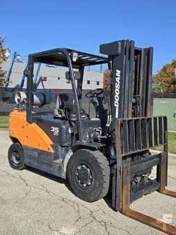 Carretilla elevadora GLP 2020  Doosan G35S-7 (4)