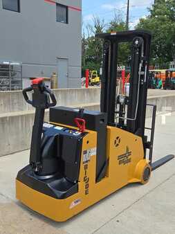 Pallet Stackers 2022  Big Joe CB22-157 (5)