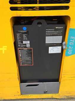Carretilla retráctil 2017  Jungheinrich ETG230 (9)