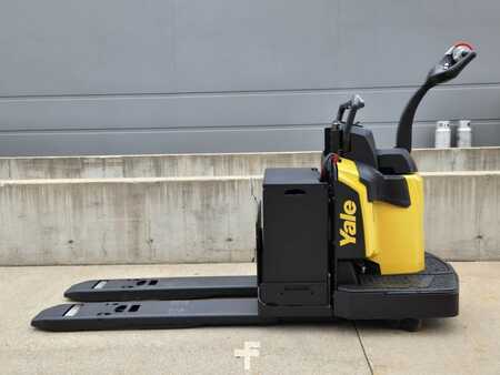 Diesel Forklifts 2019  Yale MPE060LG (1)