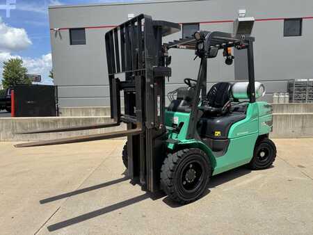 Carretilla elevadora GLP 2020  Mitsubishi FG30N (7)