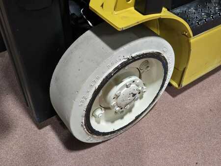 Diesel Forklifts 2019  Yale ERC050VG (9)
