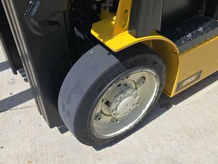 Diesel Forklifts 2020  Yale ERC050VG (10)