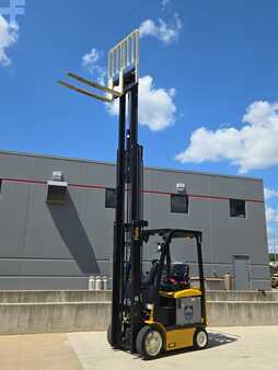 Diesel Forklifts 2020  Yale ERC050VG (8)