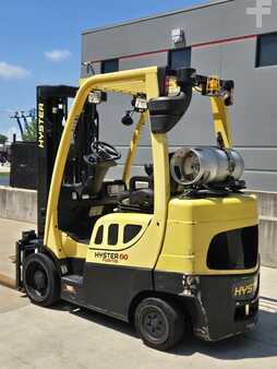 Propane Forklifts 2018  Hyster S60FT (2)