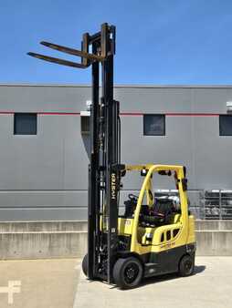 Propane Forklifts 2018  Hyster S60FT (8)