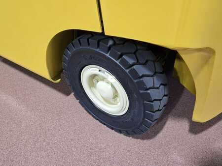 Carretilla elevadora GLP 2019  Yale GLP040SVX (12)