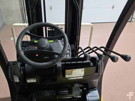 Carretilla elevadora GLP 2019  Yale GLP040SVX (15)