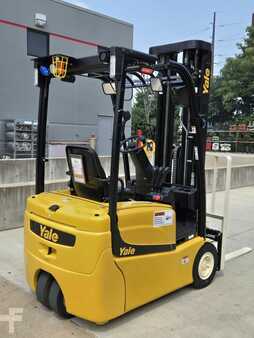 Carretilla elevadora diésel 2019  Yale ERP030VT (5)