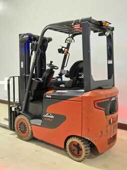 Carretilla elevadora diésel 2021  Linde E25C (2)