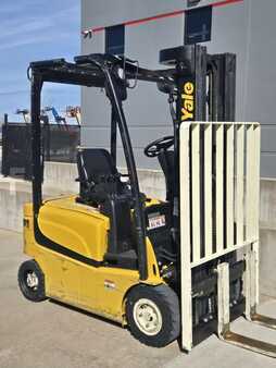 Carretilla elevadora diésel 2019  Yale ERP030VF (4)