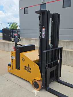 Pallet Stackers 2022  Big Joe CB22-157 (4)
