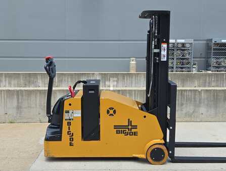 Pallet Stackers 2022  Big Joe CB22-157 (6)