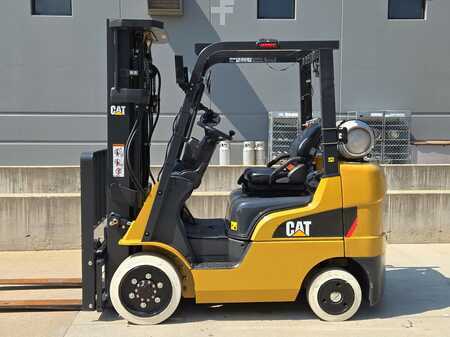 Propane Forklifts 2019  CAT Lift Trucks 2C5000 (1)