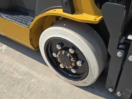 Propane Forklifts 2019  CAT Lift Trucks 2C5000 (10)