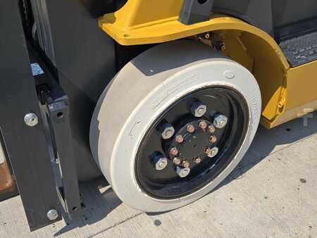 Propane Forklifts 2019  CAT Lift Trucks 2C5000 (9)