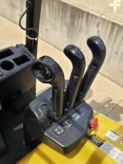 Carretilla elevadora diésel 2019  Yale ERP030VT (11)