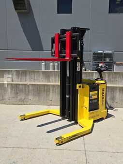 Pallet Stackers 2017  Hyster W40ZA (7)