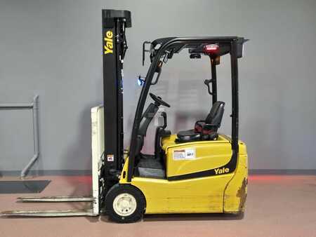 Carretilla elevadora diésel 2019  Yale ERP030VT (1)