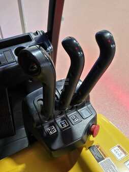 Carretilla elevadora diésel 2019  Yale ERP030VT (11)