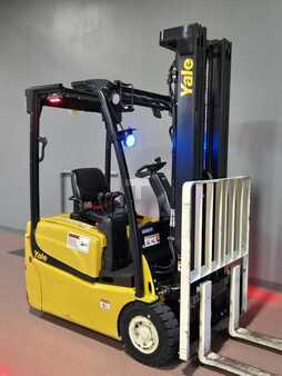 Carretilla elevadora diésel 2019  Yale ERP030VT (4)