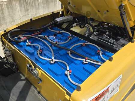 Carretilla elevadora diésel 2019  Yale ERP030VT (10)